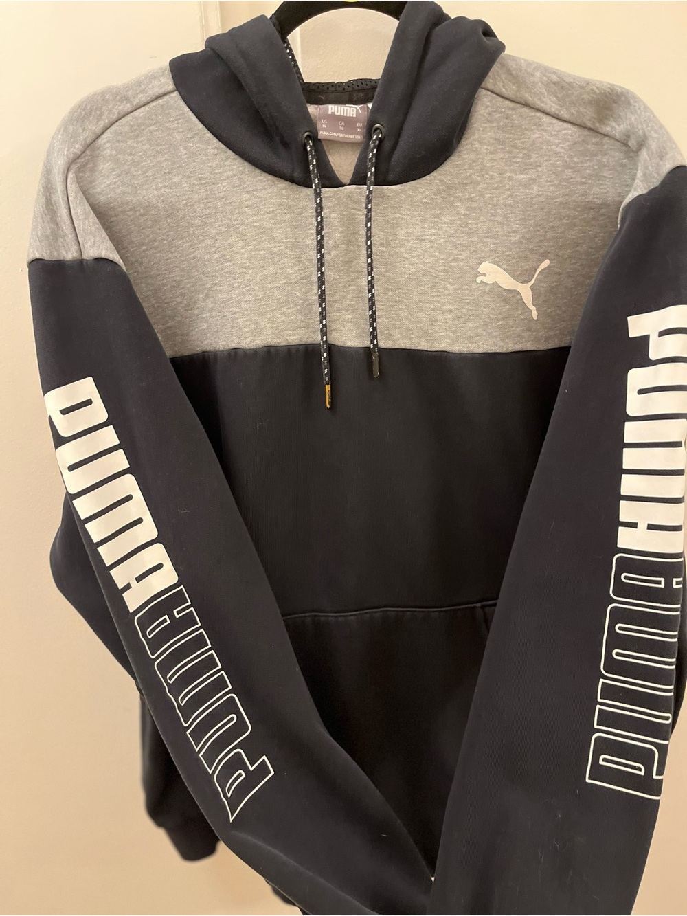 Puma Men’s Black & Gray Colorblock Pullover Hoodie - Size XL